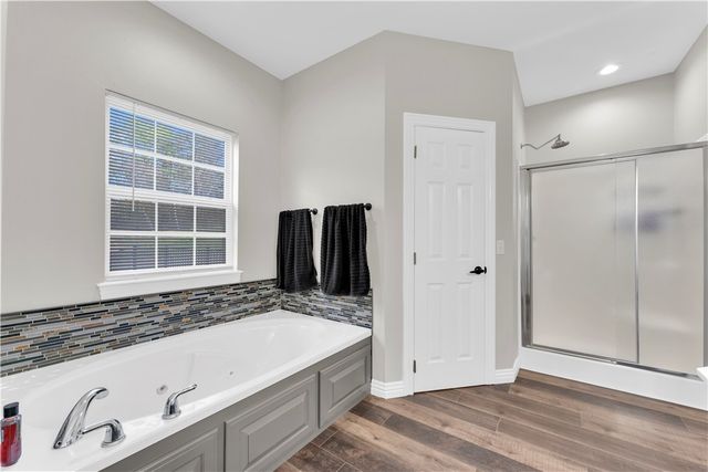 208 Madison 6023, Huntsville, AR 72740