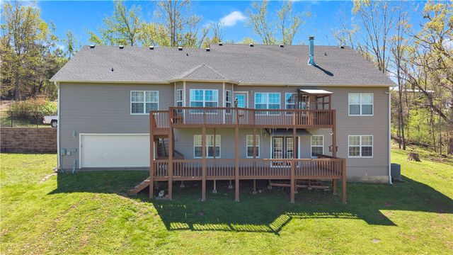 208 Madison 6023, Huntsville, AR 72740