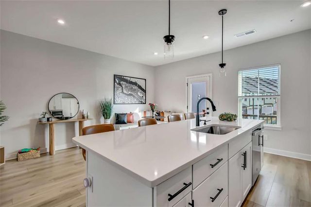 125 Climbing Ivy Circle, Fayetteville, GA 30214