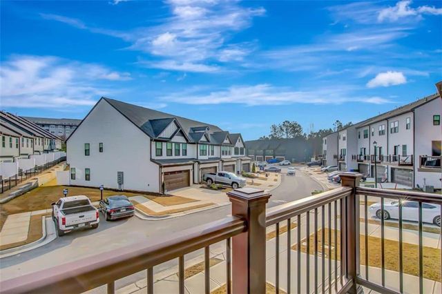 125 Climbing Ivy Circle, Fayetteville, GA 30214