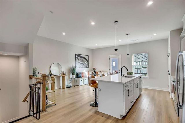 125 Climbing Ivy Circle, Fayetteville, GA 30214