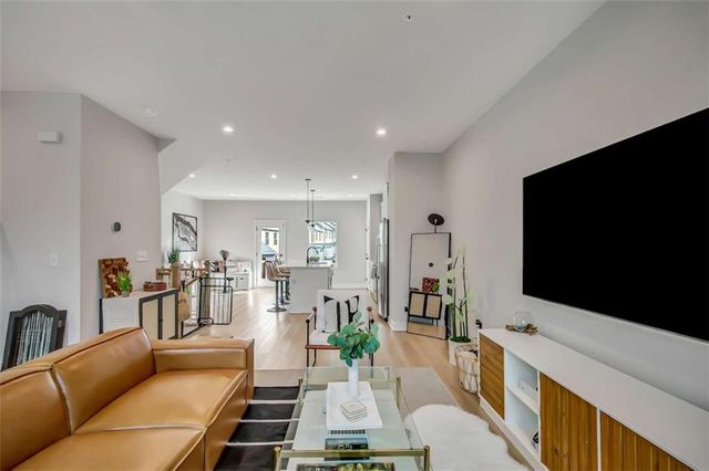 125 Climbing Ivy Circle, Fayetteville, GA 30214