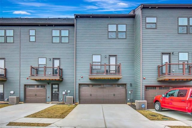 125 Climbing Ivy Circle, Fayetteville, GA 30214