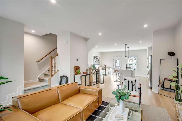 125 Climbing Ivy Circle, Fayetteville, GA 30214