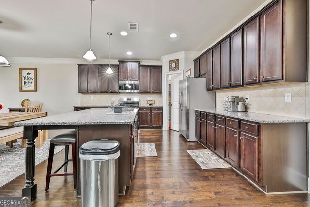 165 Durham Lake Parkway, Fairburn, GA 30213