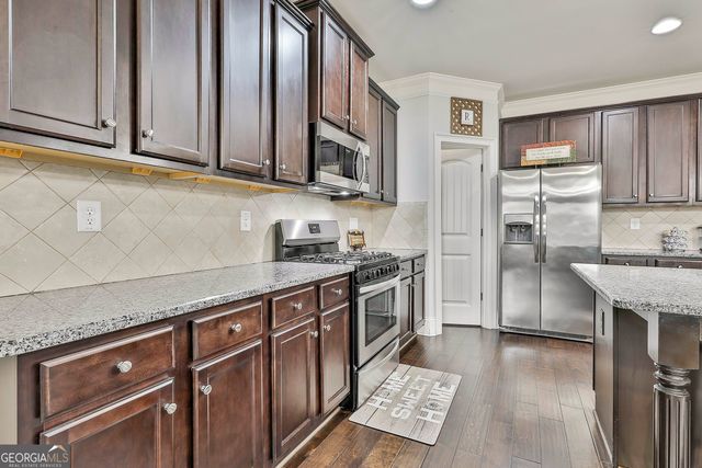 165 Durham Lake Parkway, Fairburn, GA 30213