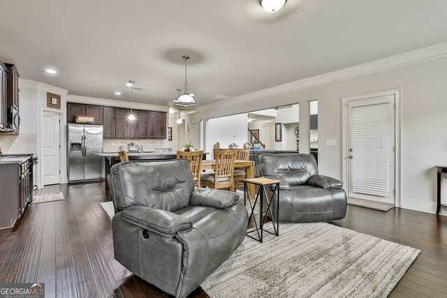 165 Durham Lake Parkway, Fairburn, GA 30213