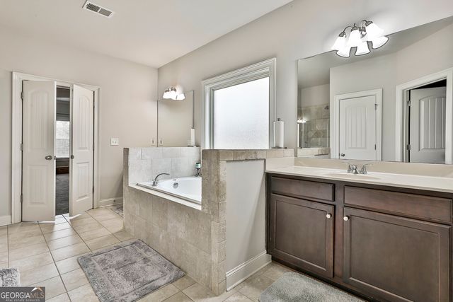 165 Durham Lake Parkway, Fairburn, GA 30213