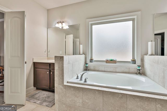 165 Durham Lake Parkway, Fairburn, GA 30213