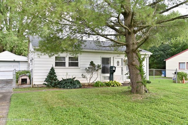10015 Donau Ln, Louisville, KY 40272