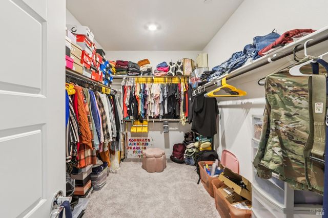 2464 Lake Club Dr, Fairfield, CA 94533