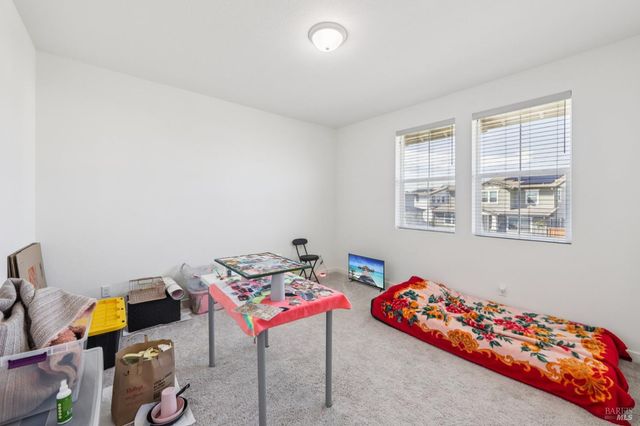 2464 Lake Club Dr, Fairfield, CA 94533