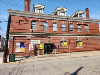 300 Hellen St /301 Olivia St, Mckees Rocks, PA 15136