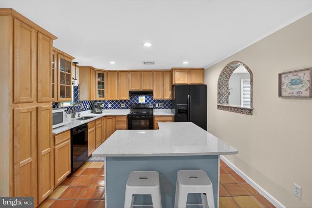 31345 OAK ST, Ocean View, DE 19970