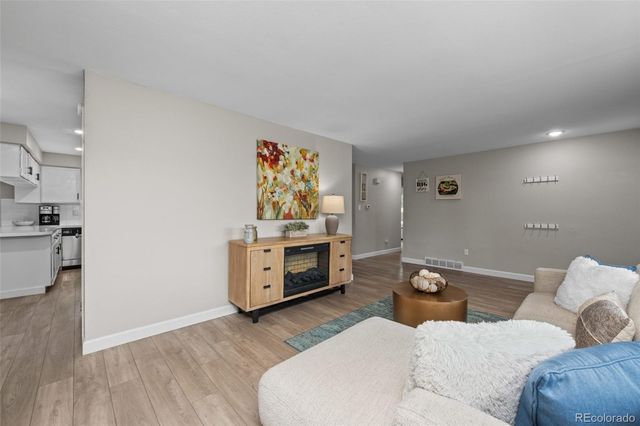 7596 E Davies Court, Centennial, CO 80112