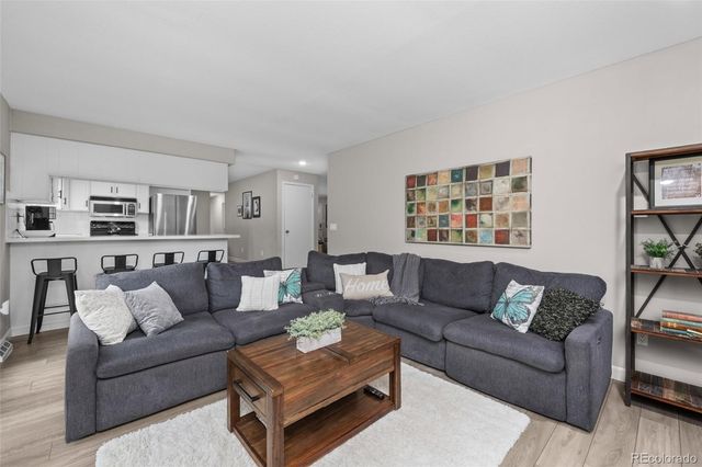 7596 E Davies Court, Centennial, CO 80112