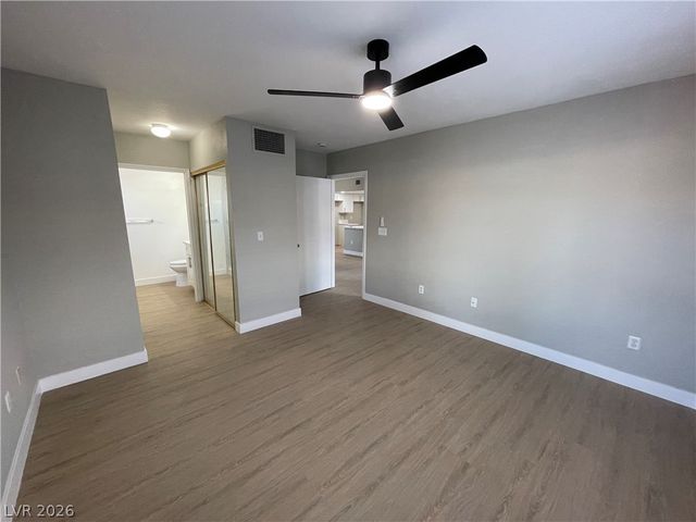 1908 High Valley Court 106, Las Vegas, NV 89128
