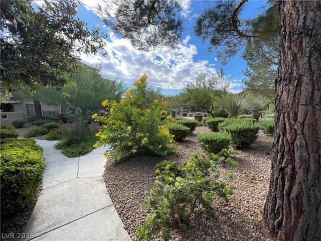 1908 High Valley Court 106, Las Vegas, NV 89128