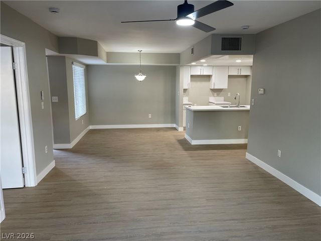 1908 High Valley Court 106, Las Vegas, NV 89128