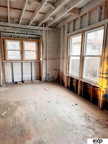 3908 Chicago Street, Omaha, NE 68131