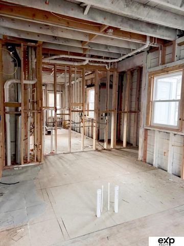 3908 Chicago Street, Omaha, NE 68131