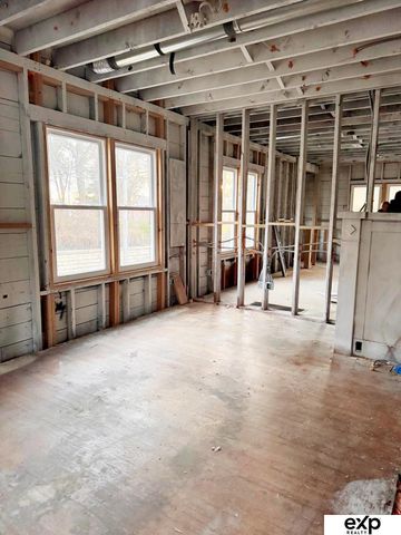 3908 Chicago Street, Omaha, NE 68131