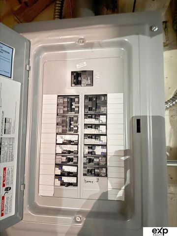 3908 Chicago Street, Omaha, NE 68131