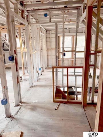 3908 Chicago Street, Omaha, NE 68131