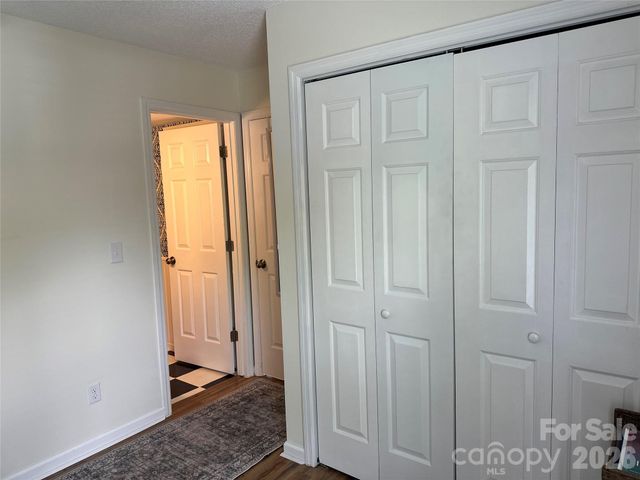 26 Sleepy Hollow Lane, Swannanoa, NC 28778