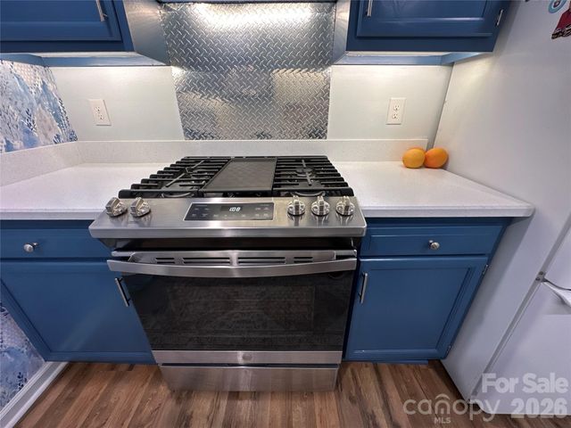 26 Sleepy Hollow Lane, Swannanoa, NC 28778
