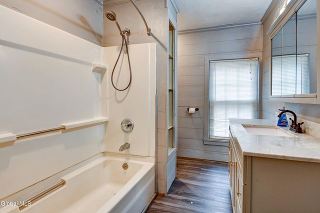 258 Kingsboro Avenue, Gloversville, NY 12078