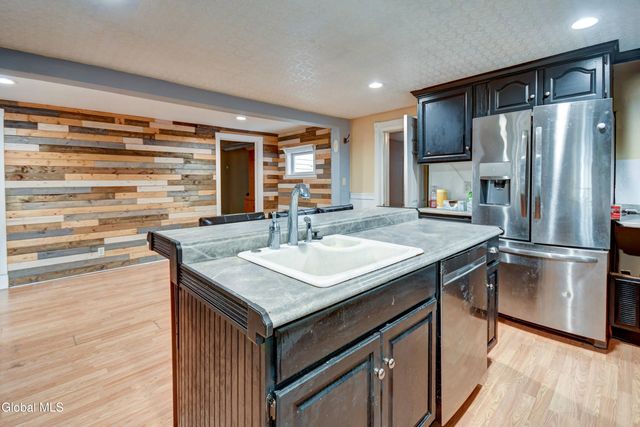 258 Kingsboro Avenue, Gloversville, NY 12078