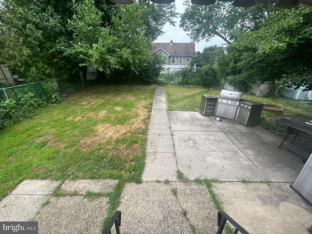 828 WOOD ST, Burlington, NJ 08016