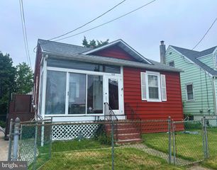 828 WOOD ST, Burlington, NJ 08016