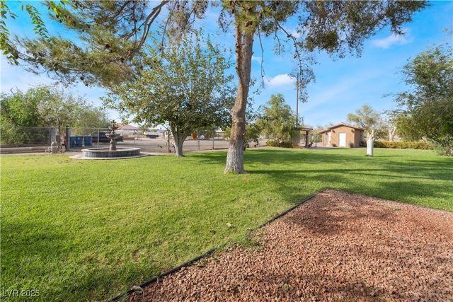 5976 Stewart Avenue, Las Vegas, NV 89110