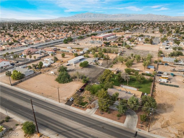 5976 Stewart Avenue, Las Vegas, NV 89110