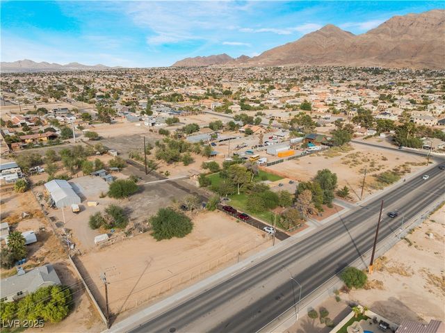 5976 Stewart Avenue, Las Vegas, NV 89110