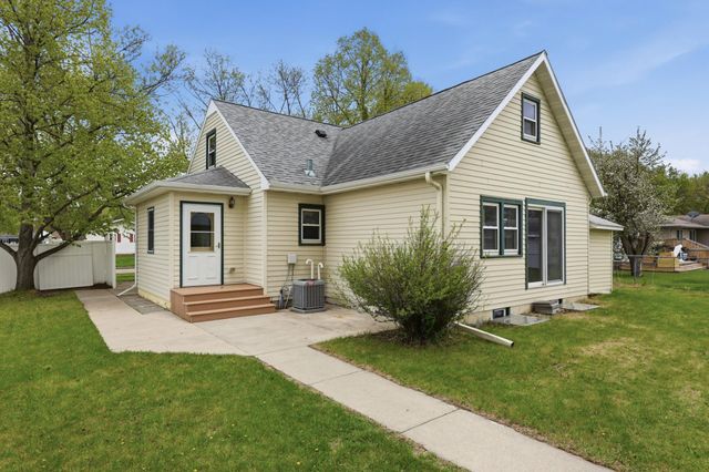 1401 19th Street S, Fargo, ND 58103