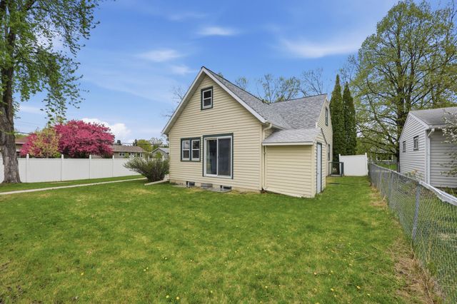 1401 19th Street S, Fargo, ND 58103