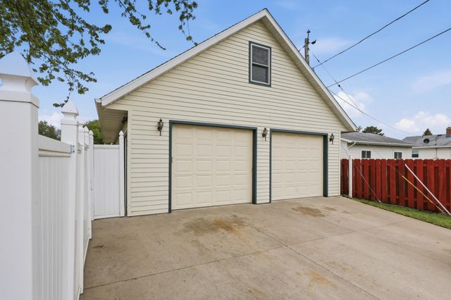1401 19th Street S, Fargo, ND 58103
