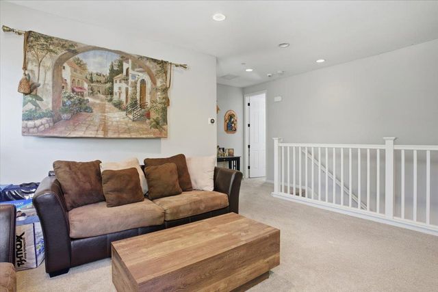 125 Lusitano Way, Gilroy, CA 95020