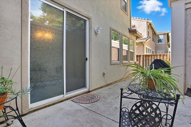 125 Lusitano Way, Gilroy, CA 95020