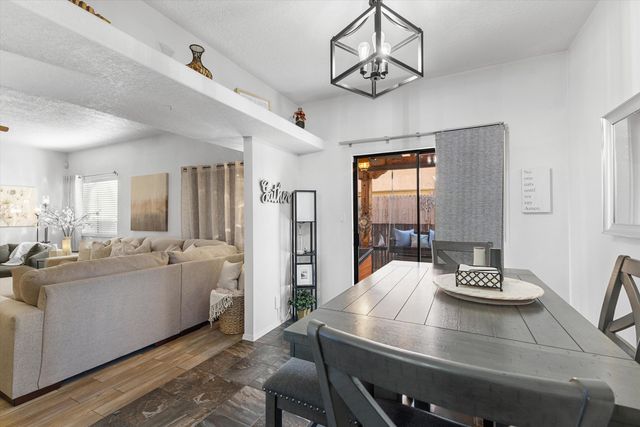 7104 Quail Hollow NE, Albuquerque, NM 87109