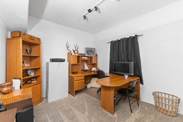 7104 Quail Hollow NE, Albuquerque, NM 87109