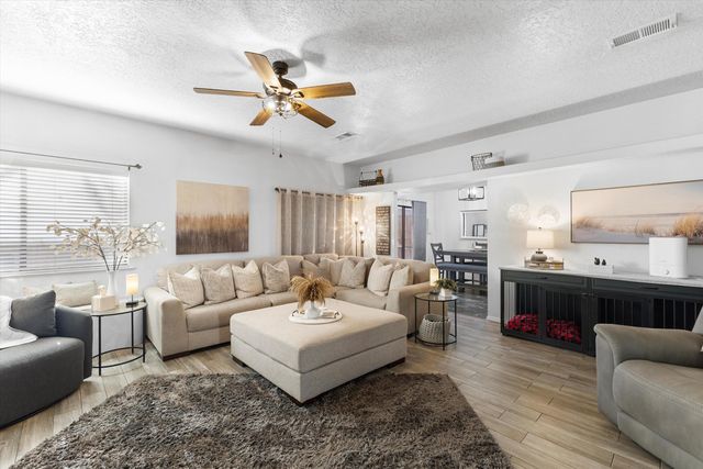 7104 Quail Hollow NE, Albuquerque, NM 87109