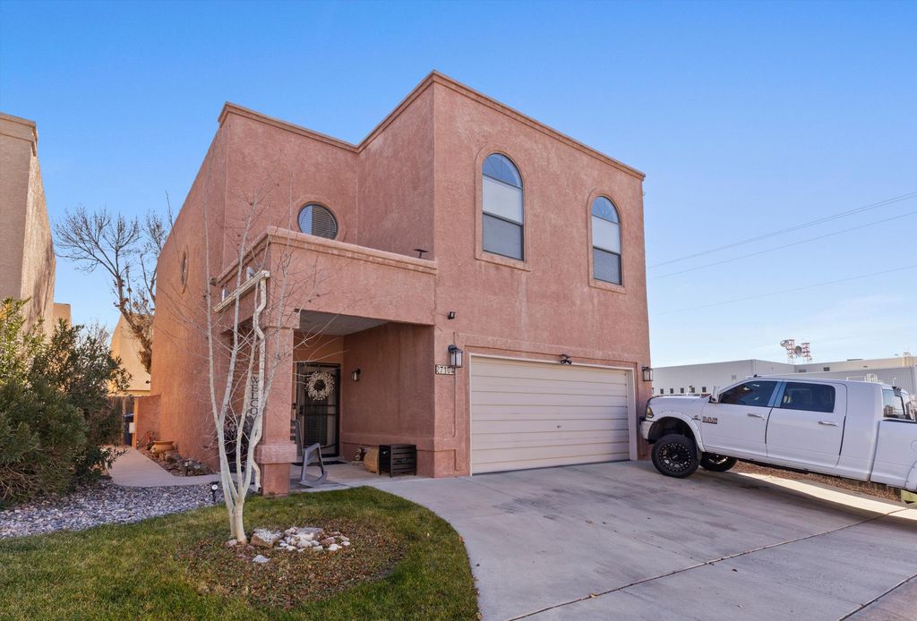 7104 Quail Hollow NE, Albuquerque, NM 87109