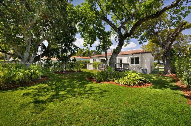 2332 SW 19th Ter, Miami, FL 33145