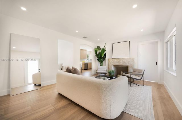 2332 SW 19th Ter, Miami, FL 33145