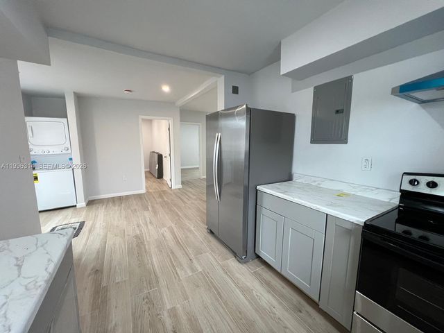 811 NW 21st Ct 811, Miami, FL 33125