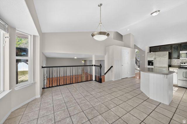 5793 W DAWN VISTA RD, West Jordan, UT 84081